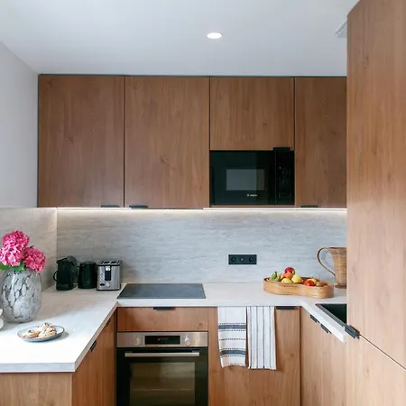 High-end In Pariss 8th Arrondissement Paris