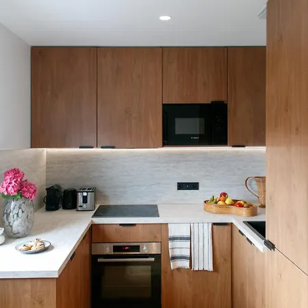 High-end In Pariss 8th Arrondissement Apartament Paryż